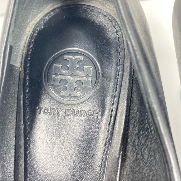 Tory Burch Women's Black Leather Cap Toe Wedge Pumps Gold Logo Tory Size 7.5M - Picture 5 of 11